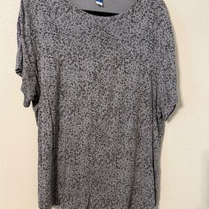 ✨BUNDLE✨ Old Navy Luxe Tee